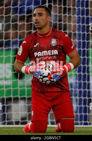 Leicester, England, 4th August 2021.  Sergio Asenjo of Villarreal during the Pre Season Friendly match at the King Power Stadium, Leicester. Picture credit should read: Darren Staples / Sportimage Stock Photo