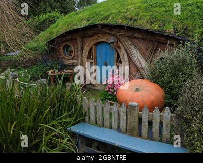 Wooden Bilbo Baggins house in Matamata, New Zealand Stock Photo