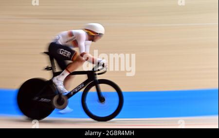 05 August 2021, Japan, Izu: Cycling/Track: Olympics, Preliminary, Omnium, Tempo Race, Men at Izu Velodrome. Roger Kluge from Germany in action. Photo: Sebastian Gollnow/dpa Stock Photo