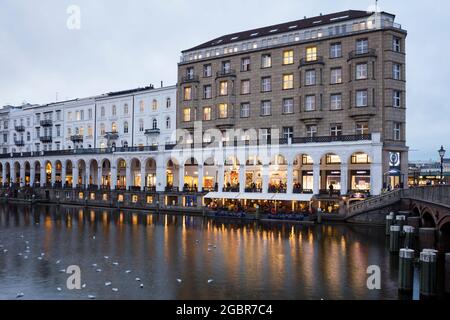 geography / travel, Germany, Hamburg, Inner Alster, arcade, twilight, ADDITIONAL-RIGHTS-CLEARANCE-INFO-NOT-AVAILABLE Stock Photo