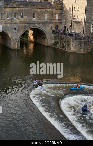 Water Flowing Over Weir, Fast Shutter Speed Stock Photo - Alamy