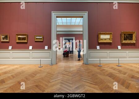 Gallery of paintings in the Metropolitan Museum Of Art, New York City Stock Photo