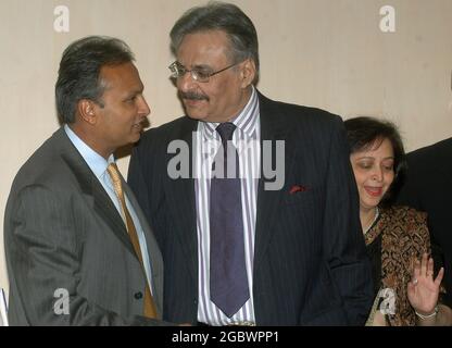Industrialist Anil Ambani with India Tobacco Company (ITC) Chairman Y.C.  Deveshwar in New Delhi on January 09, 2006. Photograph: Sondeep Shankar  Stock Photo