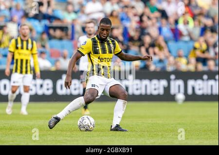 Arnhem, Netherlands. 05th Aug, 2021. ARNHEM, NETHERLANDS - AUGUST 5: Riechedly Bazoer of Vitesse during the UEFA Europa Conference League Qualification match between Vitesse and Dundalk FC at Gelredome on August 5, 2021 in Arnhem, Netherlands (Photo by Rene Nijhuis/Orange Pictures) Credit: Orange Pics BV/Alamy Live News Stock Photo