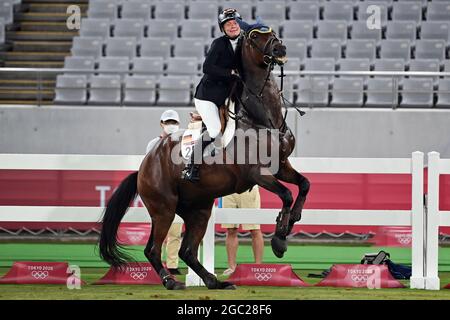 Annika SCHLEU (GER) on the horse SAINT BOY, das Verwigertm weeps bitterly, desperate, desperation, show jumping, Riding Show Jumping, modern pentathlon individual women, womenÕs individual, modern pentathlon, on August 6th, 2021. Olympic Summer Games 2020, from 23.07. - 08.08.2021 in Tokyo/Japan. Stock Photo