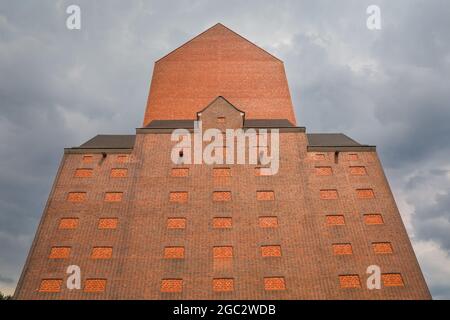 Landesarchiv NRW, historic granary building now the NRW State Archive Department Rheinland, Inner Harbour, Duisburg, Germany Stock Photo