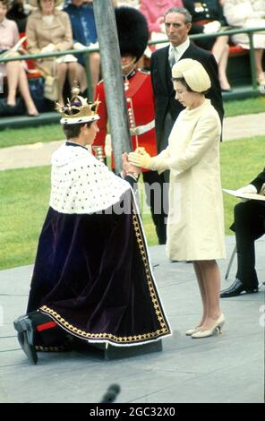 queen-elizabeth-ii-investiture