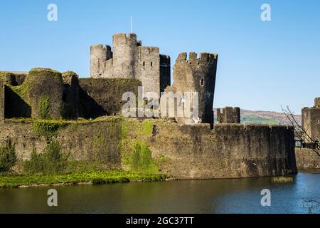 Leaning south-East tower on central island of 13th century Caerphilly castle (Castell Caerffili). Caerphilly, Gwent, south Wales, UK, Britain Stock Photo