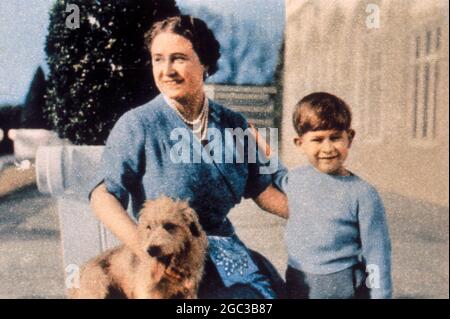 Queen Elizabeth the Queen Mother with her grandson Prince Charles in 1954 - Lady Elizabeth Angela Marguerite Bowes-Lyon (4 August 1900 - 30 March 2002) as Queen Elizabeth was the Queen Consort of King George VI of the United Kingdom from 1936 to 1952 and the mother of his successor, Queen Elizabeth II, the current British monarch. From 1952 to her death in 2002 her official title was Her Majesty Queen Elizabeth the Queen Mother LG, LT, CI, GCVO, GBE, ONZ, CC, RRC, CD. She was generally referred to as The Queen Mother, or, more popularly, the Queen Mum. - ©TopFoto Stock Photo