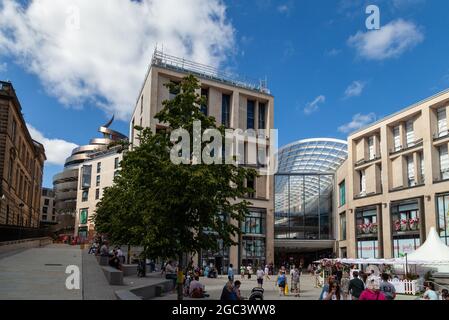 The new St James Quarter shopping centre with the spiral Stock Photo