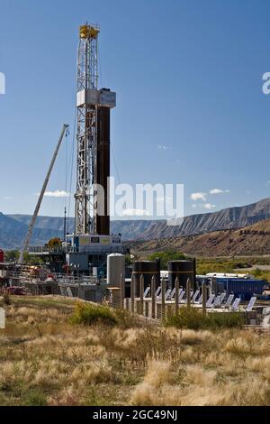 Grand Junction, Colorado - Oil drilling rig in western Colorado Stock ...