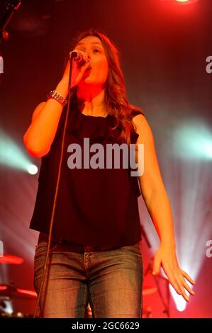 Paul Heaton and Jacqui Abbot Performing at Sheffield Academy 02 , Sheffield Stock Photo