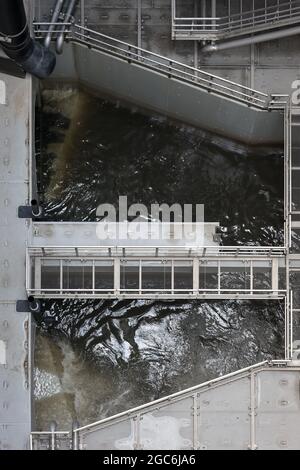 Oberhausen, Ruhr area, North Rhine-Westphalia, Germany - Emscher reconstruction, new construction of Emscher AKE sewer, here the inlet channel from Ob Stock Photo