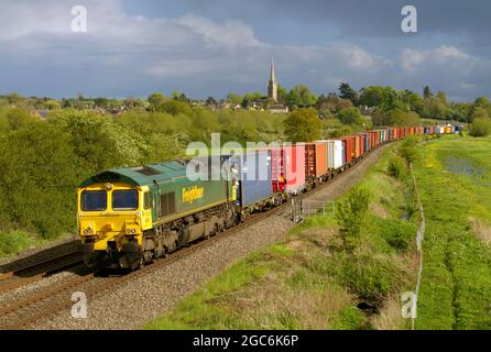 Freightliner Class 66 locomotive Number 66957, "Stephenson Locomotive ...