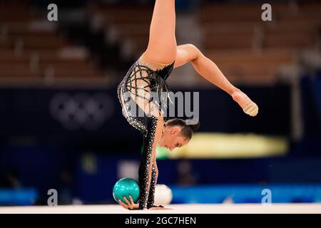 Ogil uxlayotgan onasiga porno joylashtirdi.