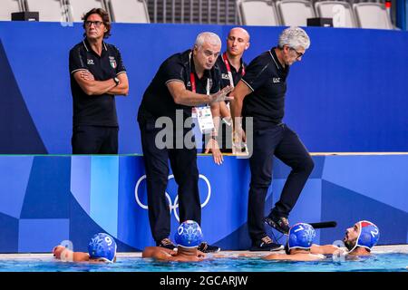 Tokyo, Japan. 08th Aug, 2021. TOKYO, JAPAN - AUGUST 8: head coach Allessandro Campagna of Italy, assistant coach Amedeo Pomilio of Italy, assistant coach Alessandro Duspiva of Italy, Niccolo Figari of Italy, Michael Bodegas of Italy, Vincenzo Renzuto of Italy, Francesco di Fulvio of Italy during the Tokyo 2020 Olympic Waterpolo Tournament Men's Classification 7th-8th match between Montenegro and Italy at Tatsumi Waterpolo Centre on August 8, 2021 in Tokyo, Japan (Photo by Marcel ter Bals/Orange Pictures) Credit: Orange Pics BV/Alamy Live News Stock Photo