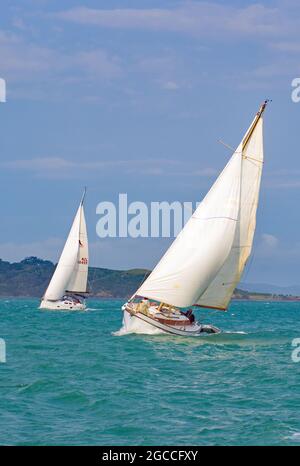 Yachting around the Hauraki Gulf Stock Photo