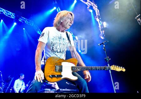 Status Quo Performing at Clumber Park Festival Stock Photo