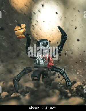 Lego discount iron venom