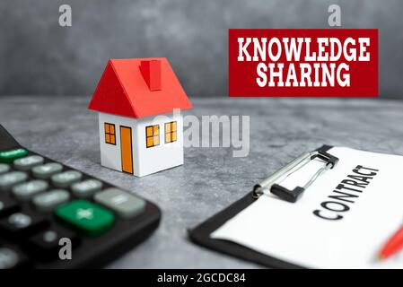 Sign displaying Knowledge Sharing. Business showcase deliberate exchange of information that helps with agility Buying New House Ideas, Property Stock Photo