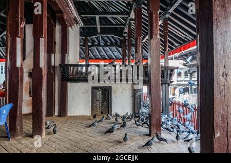 Kasthamandap, temple and shelter in Maru Tol Square, Kathmandu, destroyed in the 2015 Nepal earthquake. Interior view Stock Photo