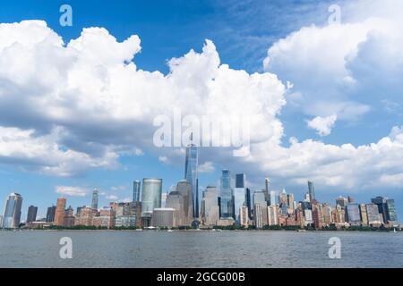 Unique Shape Clouds Float Over The Lower Manhattan Skyscraper In 