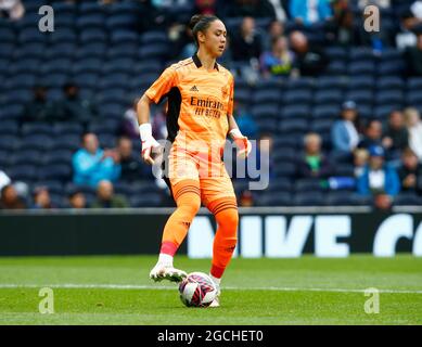 London, UK. 08th Aug, 2021. London, England - August 08:Manuela Zinsberger of Arsenal during The Mind Series between Tottenham Hotspur Women and Arsenal Women at Tottenham Hotspur stadium, London, England on 08th August 2021 Credit: Action Foto Sport/Alamy Live News Stock Photo