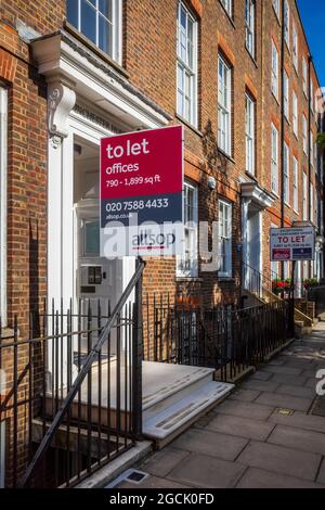 Offices to Let Central London - Offices to Let on Bedford Row in the Holborn area of Central London Stock Photo