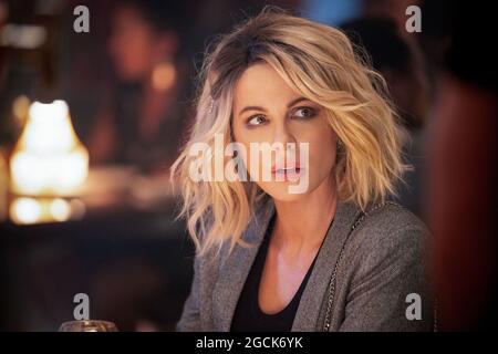 Qozoq ayolni ikki rus sikishdi Voyaga etganlar pornosini bepul tomosha qiling