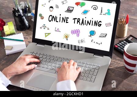 Online training concept shown on a laptop screen Stock Photo