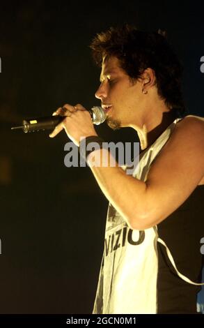 Milan Italy 2003-01-22 : Live concert of the Audioslave at the Alcatraz ,Chris Cornell during the concert Stock Photo