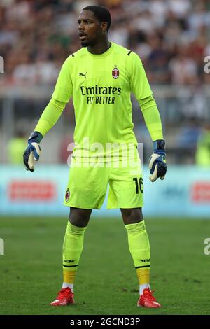 Klagenfurt, Austria, 8th August 2021. Mike Maignan of AC Milan during the Pre Season Friendly match at Worthersee Stadion, Klagenfurt. Picture credit should read: Jonathan Moscrop / Sportimage Stock Photo