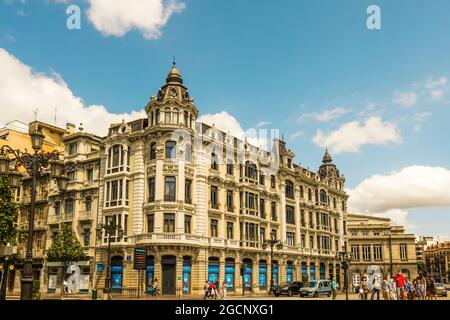 Oviedo, Asturias, Spain: Conde House (Casa Conde) in Plaza de La Escandalera. Santa Lucia building designed in 1904 by Juan Miguel de la Guardia. Stock Photo