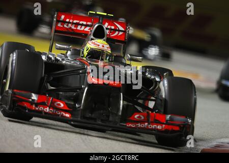 Sergio Perez (MEX) McLaren MP4-28. Singapore Grand Prix, Sunday 22nd  September 2013. Marina Bay Street Circuit, Singapore Stock Photo - Alamy