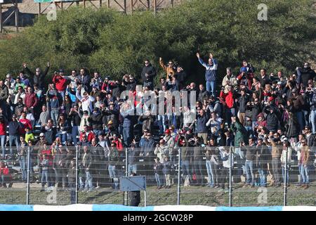 Fans. Formula One Testing, Day One, Sunday 1st February 2015. Jerez, Spain. Stock Photo