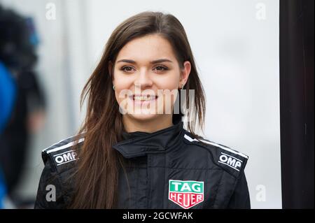 Xususiy lesbian porno Hech kim bunday massajni kormagan.