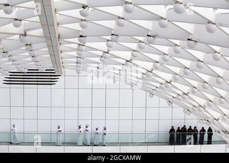 Fans. Abu Dhabi Grand Prix, Friday 25th November 2016. Yas Marina Circuit, Abu Dhabi, UAE. Stock Photo