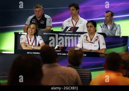 The FIA Press Conference (From back row (L to R): Otmar Szafnauer (USA) Sahara Force India F1 Chief Operating Officer; Toto Wolff (GER) Mercedes AMG F1 Shareholder and Executive Director; Stephen Fitzpatrick (GBR) Manor Racing Team Owner; Claire Williams (GBR) Williams Deputy Team Principal; Monisha Kaltenborn (AUT) Sauber Team Principal. Abu Dhabi Grand Prix, Friday 25th November 2016. Yas Marina Circuit, Abu Dhabi, UAE. Stock Photo