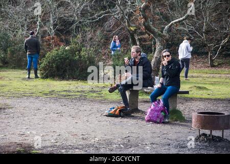 Hikers Taking a break after walking to Coombe Creek Stock Photo