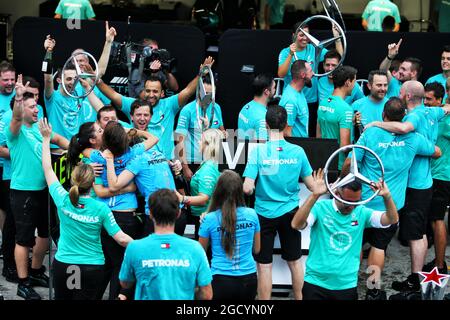 Mercedes AMG F1 celebrate winning the Constructors' Championship. Brazilian Grand Prix, Sunday 11th November 2018. Sao Paulo, Brazil. Stock Photo