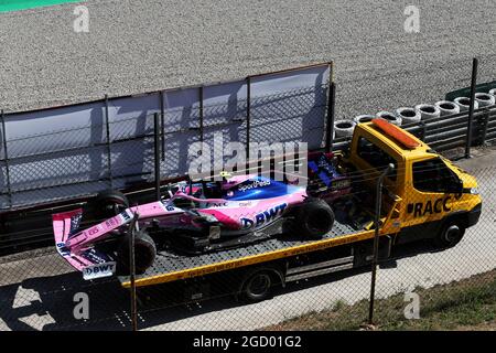 The Racing Point F1 Team RP19 of race retiree Lance Stroll (CDN) Racing Point F1 Team is recovered back to the pits on the back of a truck. Spanish Grand Prix, Sunday 12th May 2019. Barcelona, Spain. Stock Photo