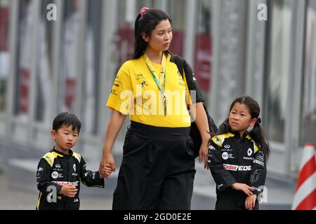 Renault F1 Team fans. Japanese Grand Prix, Thursday 10th October 2019. Suzuka, Japan. Stock Photo