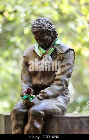 Circuit atmosphere - Ayrton Senna statue. Emilia Romagna