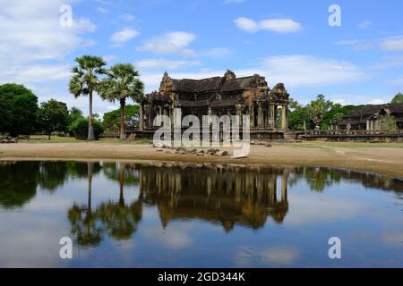 Cambodia Krong Siem Reap Angkor Wat - Southern Library reflection Stock Photo