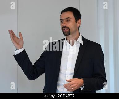 Prague, Czech Republic. 18th May, 2017. The merger of Czech cybersecurity firm Avast and US software firm NortonLifeLock will give rise to a global cybersecurity leader that will combine Avast's strength in privacy protection and Norton's strength in identity protection, Avast CEO Ondrej Vlcek said in a press release, Czech Republic, August 11, 2021.   FILE PHOTO   Technical director of antivirus company Avast Ondrej Vlcek meets journalists to present business results for 2016 and plans for 2017 in Prague, Czech Republic, May 18, 2017. Credit: Michal Krumphanzl/CTK Photo/Alamy Live News Stock Photo