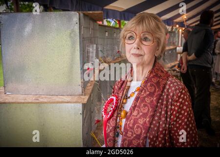 MIDSOMER MURDERS XIX 'Red in Tooth and Claw'  Photos must be credited  'Mark Bourdillon /ITV/Bentley Productions Stock Photo