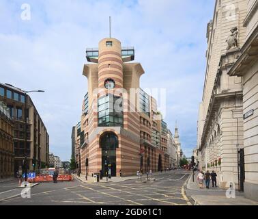 London, England, UK - No 1 Poultry office building by Stirling & Wilford Stock Photo