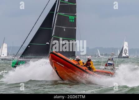 RNLI inshore lifeboat, cowes lifeboat, cowes week sailing regatta, atlantic 85 inshore lifeboat, cowes inshore lifeboat, saving lives at sea. Stock Photo