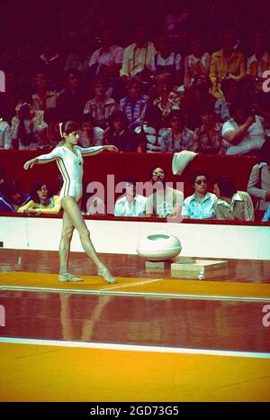Nadia Comaneci (ROM) performs on the vault at the 1976 Olympic Summer Games, Montreal, Canada Stock Photo