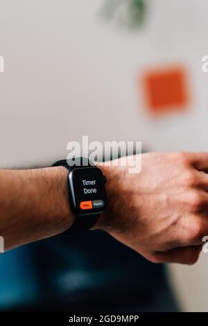 Smart watch with timer online